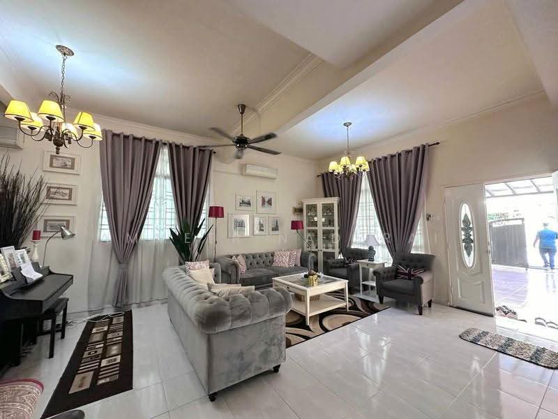 2-storey Terraced House for Sale in Taman Desa Melati (Nilai) - Ammeer Nadzrai - Living Room - PropertyGuru.com.my