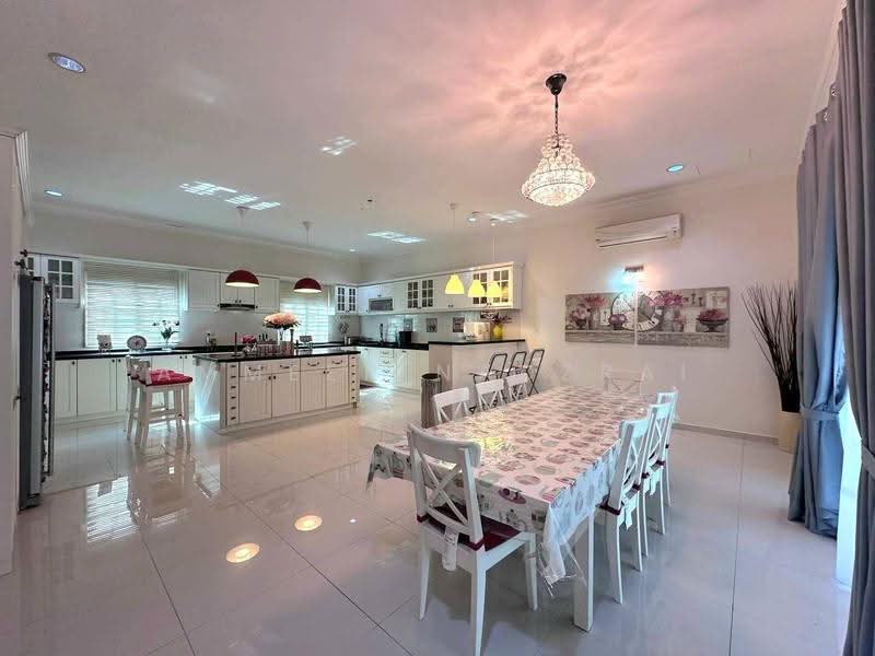 2-storey Terraced House for Sale in Taman Desa Melati (Nilai) - Ammeer Nadzrai - Kitchen - PropertyGuru.com.my