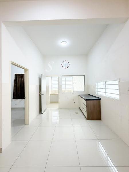 Rumah Teres 2-Tingkat untuk Dijual di Setia Indah (Setia Alam) - Stanley Hong - Kitchen - PropertyGuru.com.my