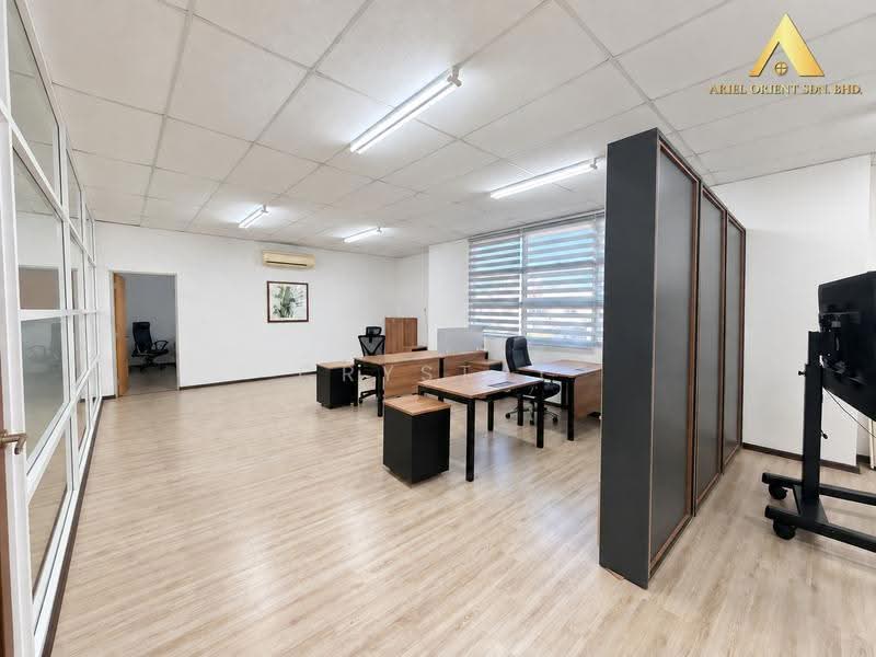 Factory for Rent in Bukit Minyak (Penang) - Crystal Tee - Interior - PropertyGuru.com.my