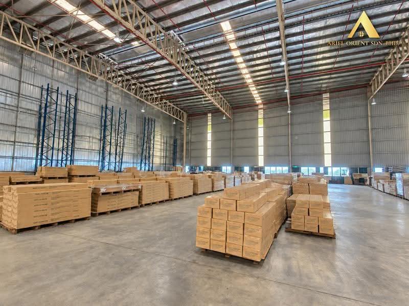 Factory for Rent in Bukit Minyak (Penang) - Crystal Tee - Interior - PropertyGuru.com.my
