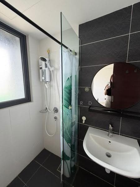Kediaman Servis untuk Disewa di V@SUMMERPLACE - Edward Siow - Bathroom - PropertyGuru.com.my