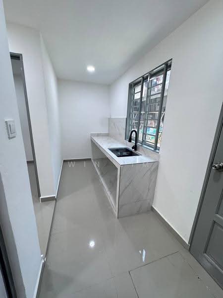Rumah Teres 1-Tingkat untuk Dijual di Taman Flora Jaya (Batu Pahat) - Win Lim - Kitchen - PropertyGuru.com.my