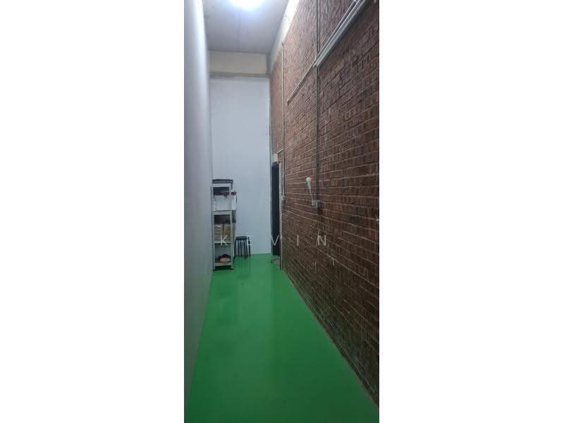 Factory for Sale in Shah Alam (Selangor) - Kevin Dass - Corridor - PropertyGuru.com.my