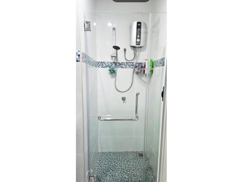 Kondominium untuk Disewa di One World 1 - Leong . - Bathroom - PropertyGuru.com.my