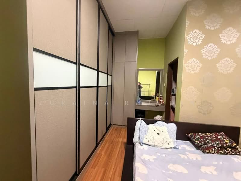 Rumah Teres 2-Tingkat untuk Dijual di Seksyen 23 (Shah Alam) - Zuraina Rajudin - Bedroom - PropertyGuru.com.my