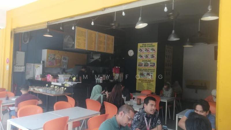 Shop for Sale in Perdana Lakeview East (Cyberjaya) - Tommy Fong - Dining Room - PropertyGuru.com.my