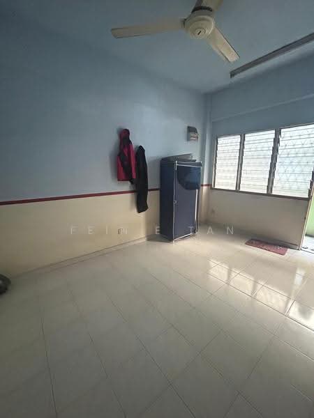 Rumah Flat untuk Dijual di Kuchai Jaya Flat - Feinie Tan - PropertyGuru.com.my