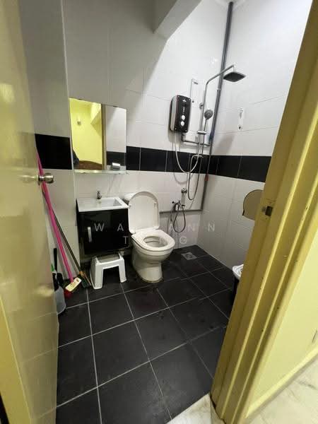Apartment for Rent at D' Puncak Suasana - Wai Ann Teng - Bathroom - PropertyGuru.com.my