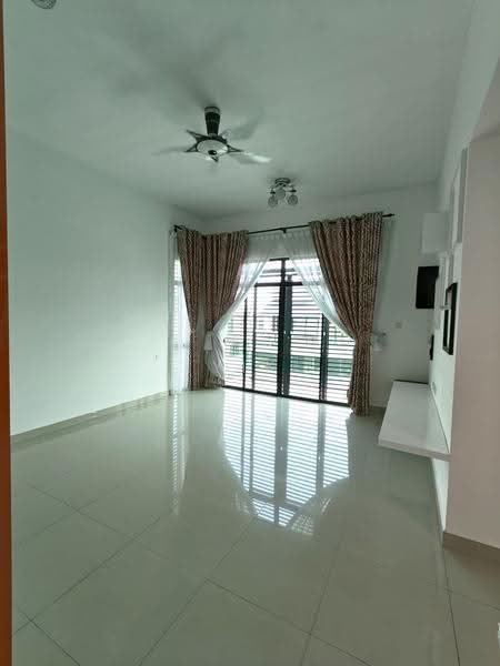 Cluster House for Sale in Taman Mount Austin (Tebrau) - Yik Tat - PropertyGuru.com.my