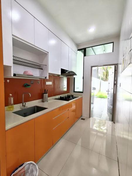 Cluster House for Sale in Taman Mount Austin (Tebrau) - Yik Tat - PropertyGuru.com.my