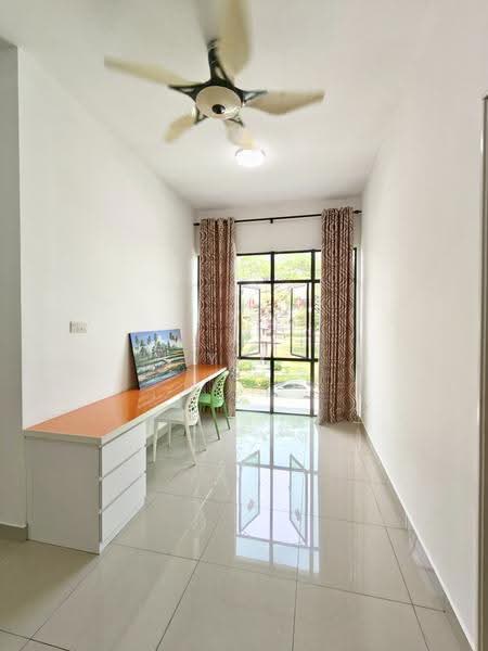 Cluster House for Sale in Taman Mount Austin (Tebrau) - Yik Tat - PropertyGuru.com.my