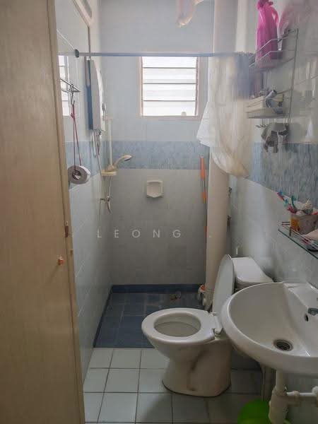 Kondominium untuk Dijual di Serina Bay - Leong . - Bathroom - PropertyGuru.com.my