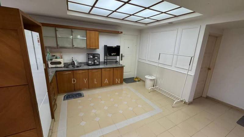 Rumah Berkembar untuk Dijual di Taman Perling (Perling) - Dylan Law - Kitchen - PropertyGuru.com.my