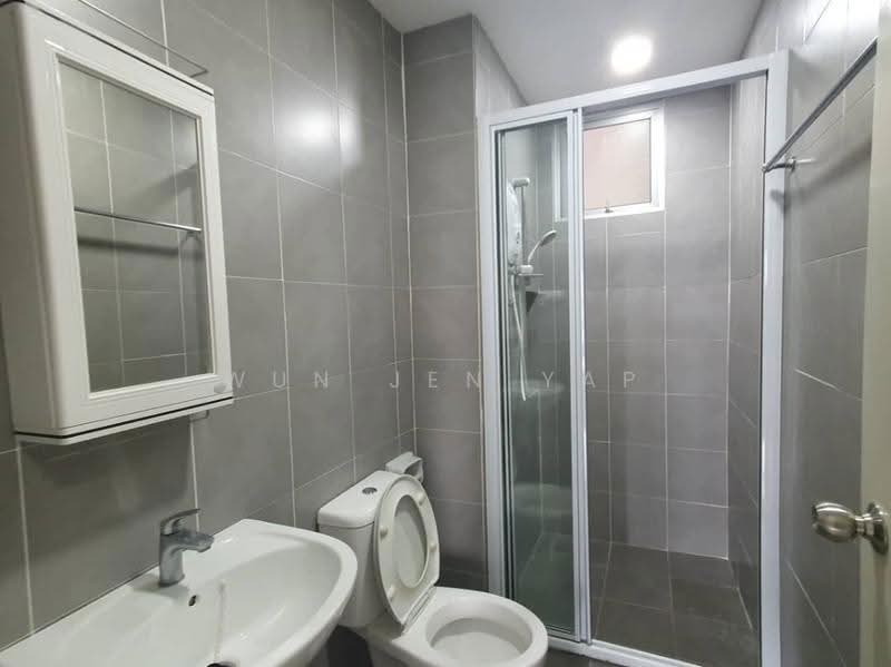 Service Residence for Rent at Savanna Executive Suite @ Southville City - Wun Jen Yap - Bathroom - PropertyGuru.com.my