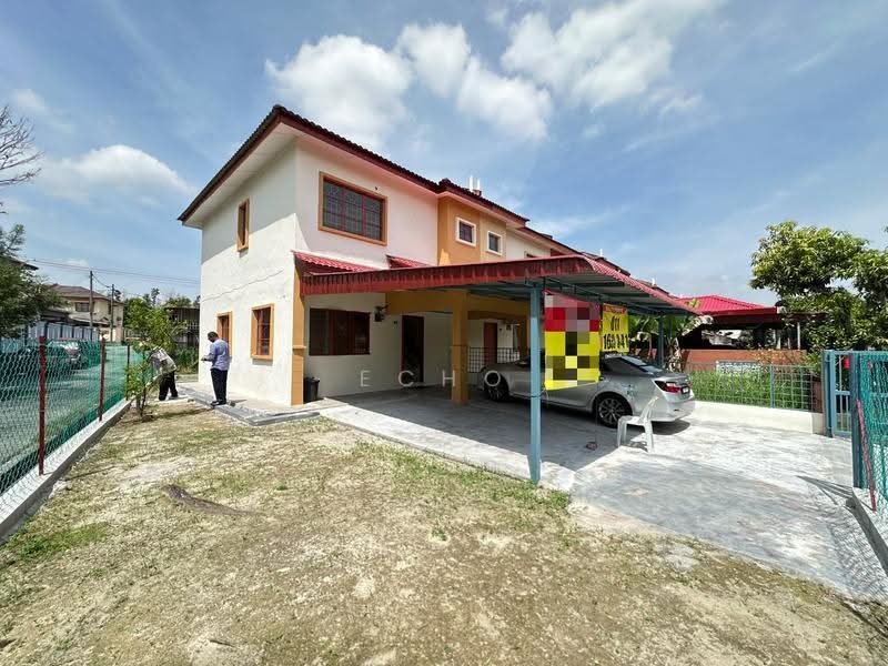 2-storey Terraced House for Sale in Kemboja (Bukit Beruntung) - Echo Kong - Exterior - PropertyGuru.com.my