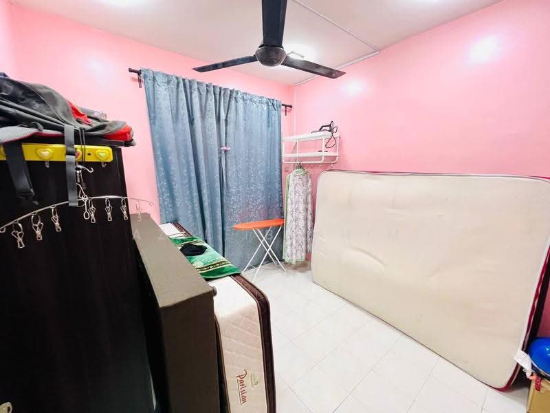 Apartment for Sale at Pangsapuri Angsana - Azli Ibrahim - Bedroom - PropertyGuru.com.my