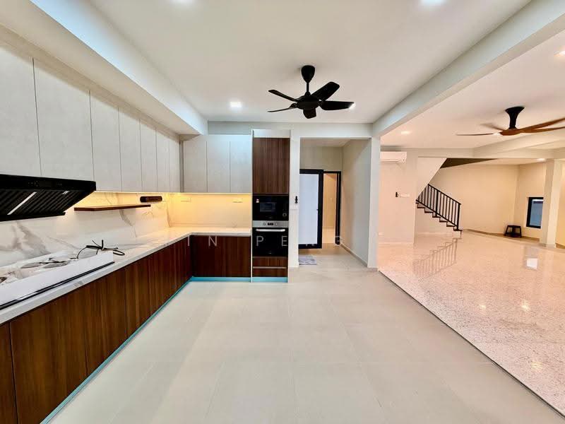 Rumah Berkembar untuk Disewa di Taman Tun Dr Ismail (Kuala Lumpur) - Yin Peng . - Kitchen - PropertyGuru.com.my