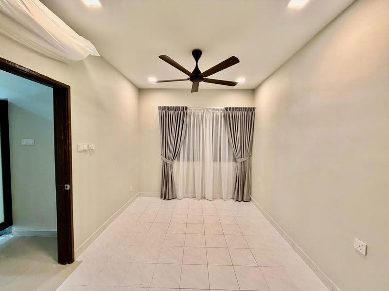 Rumah Berkembar untuk Disewa di Taman Tun Dr Ismail (Kuala Lumpur) - Yin Peng . - Bedroom - PropertyGuru.com.my