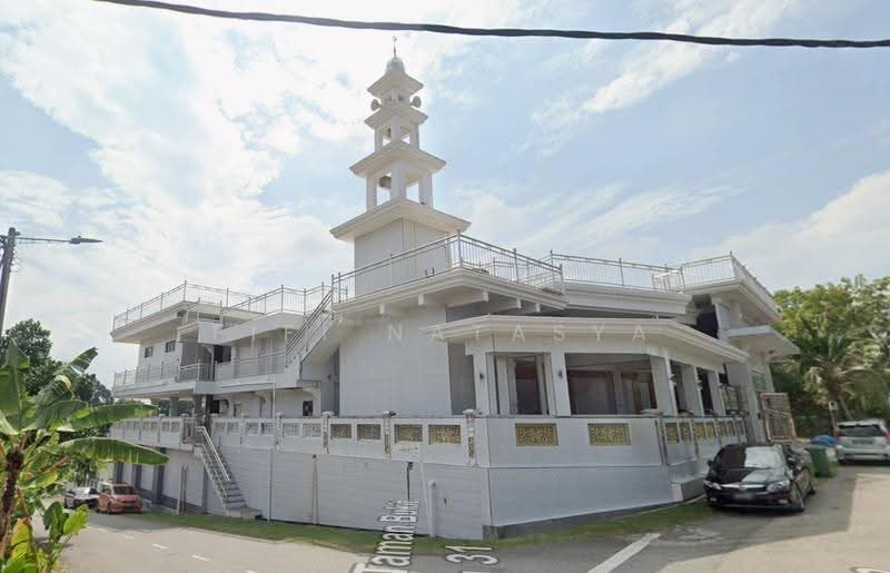 Townhouse for Sale in Cheng (Melaka) - Fifi Natasya - Exterior - PropertyGuru.com.my