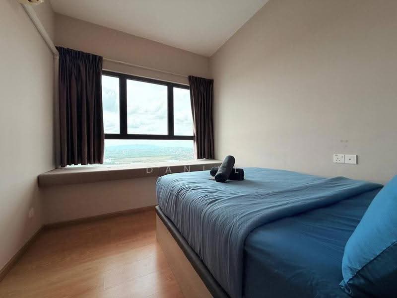 Condominium for Sale at Royal Strand @ Country Garden Danga Bay - Daniel Yong - Bedroom - PropertyGuru.com.my