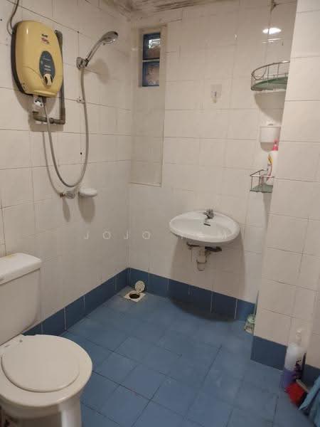 Condominium for Rent at City Garden Palm Villa Condominium - Jojo Yam - Bathroom - PropertyGuru.com.my