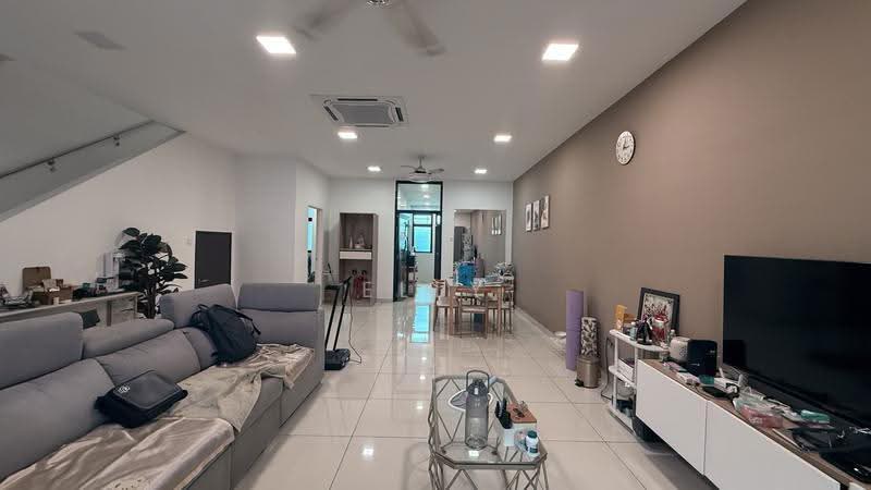 2-storey Terraced House for Sale in Cheras (Selangor) - Elly Chong - Living Room - PropertyGuru.com.my