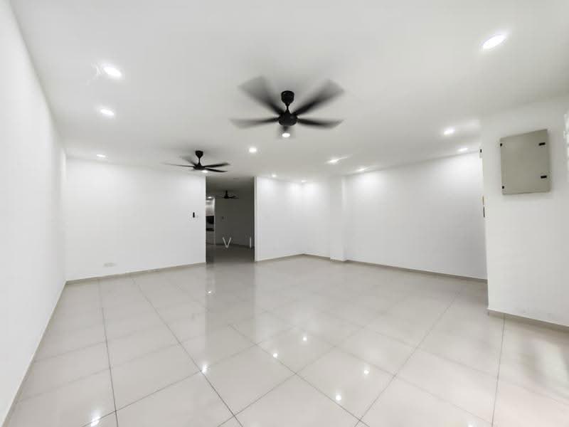 Terraced House for Rent in Puchong (Selangor) - Alvin Teh - Living Room - PropertyGuru.com.my