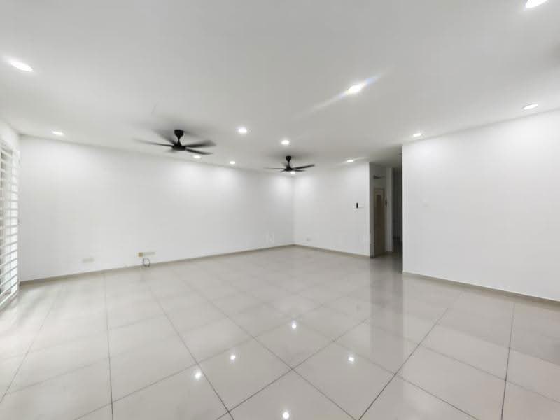 Terraced House for Rent in Puchong (Selangor) - Alvin Teh - Living Room - PropertyGuru.com.my