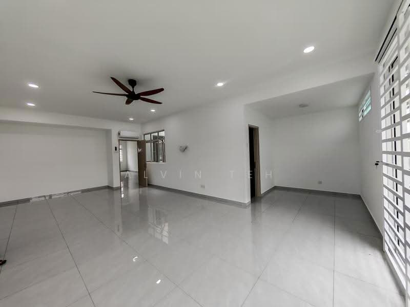 Terraced House for Rent in Puchong (Selangor) - Alvin Teh - Living Room - PropertyGuru.com.my