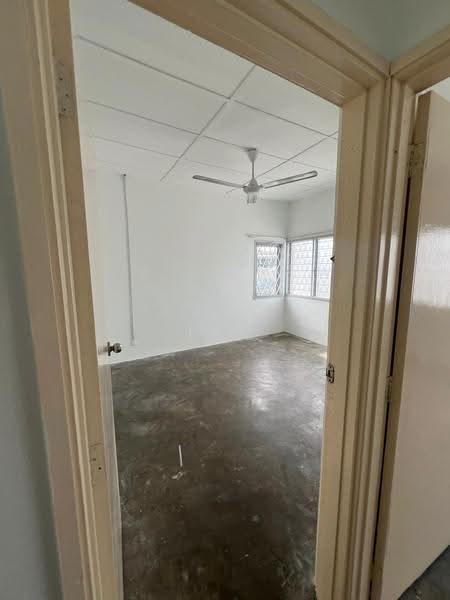 Rumah Teres 2-Tingkat untuk Disewa di Taman Bukit Serdang (Seri Kembangan) - Leo Koh - Interior - PropertyGuru.com.my