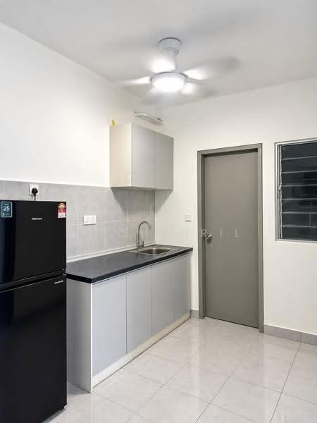 Rumah Flat untuk Disewa di Idaman Cahaya 1 - Dr Shahril Nizam - Kitchen - PropertyGuru.com.my