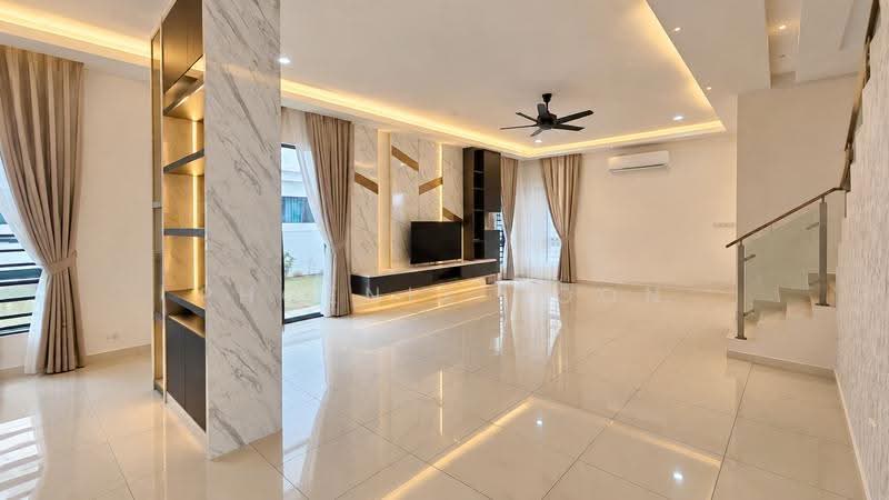 2-storey Terraced House for Sale in RESORT HOME LUNARIA (Bandar Sri Sendayan) - Phoenix Voon - Living Room - PropertyGuru.com.my