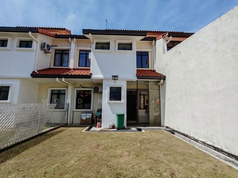 2-storey Terraced House for Sale in Kajang (Selangor) - Mohd Nor Fahmi - Exterior - PropertyGuru.com.my
