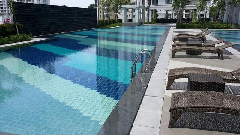 Kondominium untuk Disewa di Vertiq - Joey Cheah - Pool - PropertyGuru.com.my