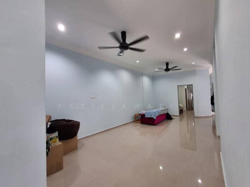 Rumah Berkembar untuk Dijual di Dungun (Terengganu) - Fazielawatie Ishak - Living Room - PropertyGuru.com.my