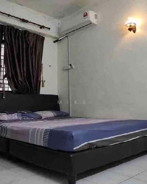 Rumah Flat untuk Disewa di Taman Sri Penawar - Mike Kuar - Bedroom - PropertyGuru.com.my