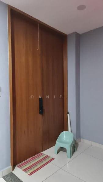 Semi-Detached House for Sale in Taman Nusa Bestari (Iskandar Puteri (Nusajaya)) - Daniel Yong - Entrance - PropertyGuru.com.my