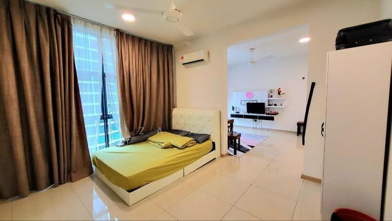 Service Residence for Sale at Vista Alam - Riza Ahmad - Bedroom - PropertyGuru.com.my