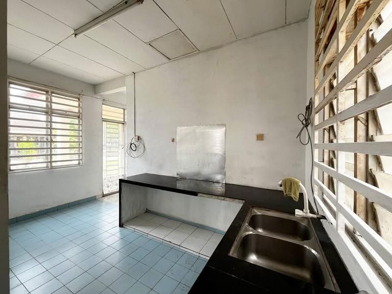 Rumah Teres 1-Tingkat untuk Dijual di Ambangan Heights (Sungai Petani) - Abdul Muhaimin - Kitchen - PropertyGuru.com.my