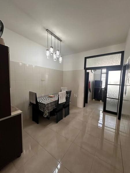 Rumah Teres 2-Tingkat untuk Dijual di Bandar Dato Onn (Tebrau) - Yvonne Lim - Dining Room - PropertyGuru.com.my