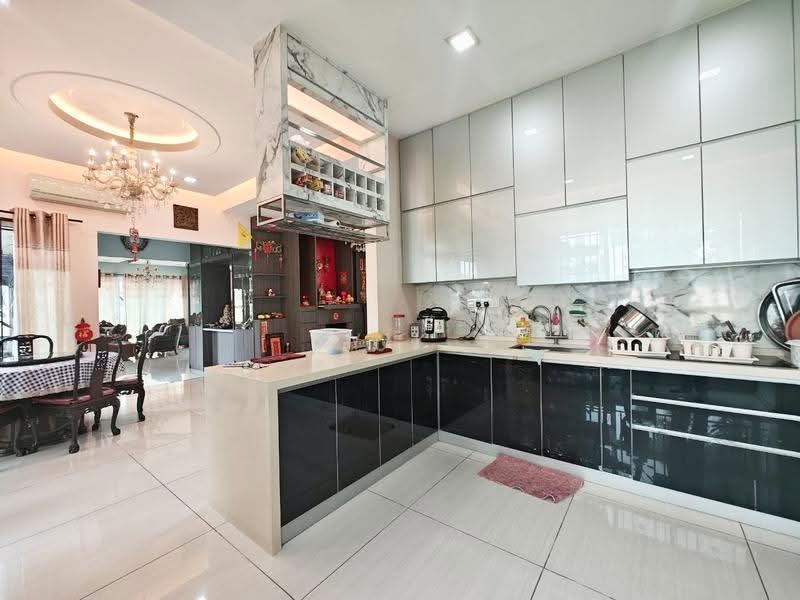 Bungalow House untuk Dijual di Senibong Cove (Masai) - Yik Tat - Kitchen - PropertyGuru.com.my