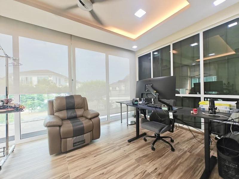 Bungalow House untuk Dijual di Senibong Cove (Masai) - Yik Tat - Study - PropertyGuru.com.my