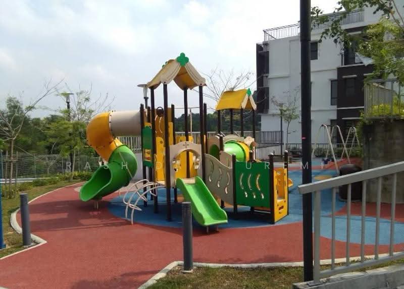 Townhouse for Sale in Shah Alam (Selangor) - Rashidah Juremi - Exterior - PropertyGuru.com.my