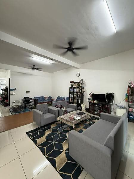 Rumah Teres 2-Tingkat untuk Dijual di Ulu Tiram (Johor) - Daniel Yong - Living Room - PropertyGuru.com.my