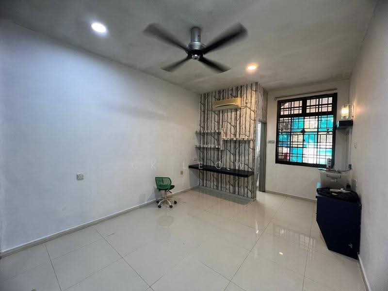 Rumah Teres 1-Tingkat untuk Disewa di Taman Pelangi Indah (Ulu Tiram) - Ck Leow - PropertyGuru.com.my