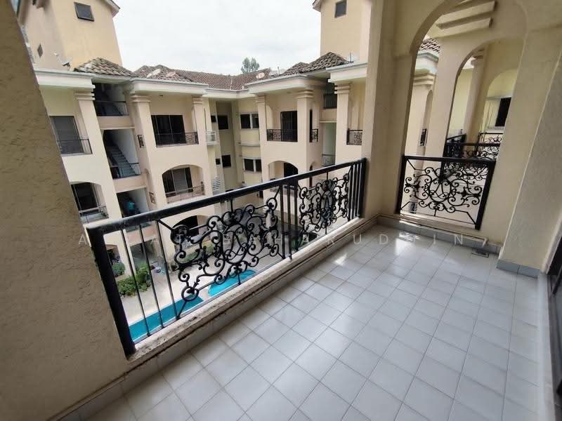Pangsapuri untuk Disewa di Pangsapuri Villa Bolton - Aizat Baharuddin - Balcony - PropertyGuru.com.my