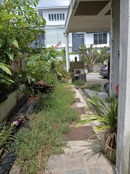Bungalow House for Rent in Ampang (Kuala Lumpur) - Juliet . - PropertyGuru.com.my