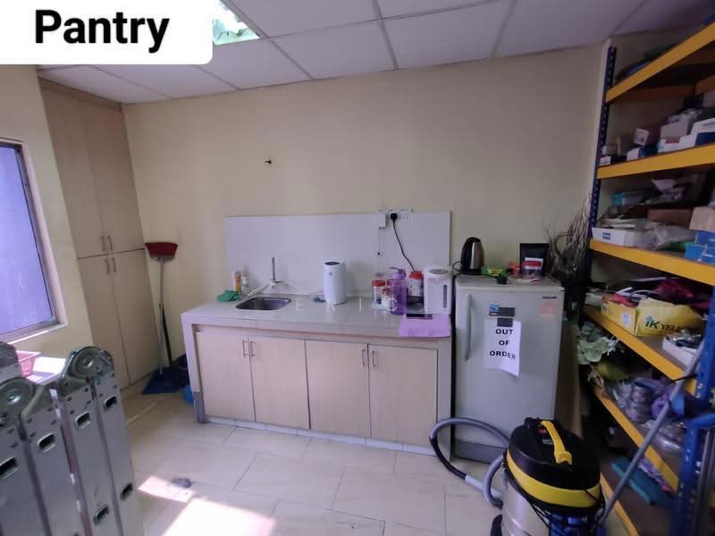 Shop / Office for Sale in Petaling Jaya (Selangor) - Eric Cheng - Kitchen - PropertyGuru.com.my