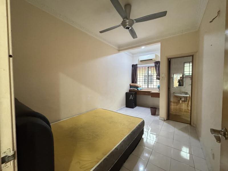 Rumah Teres untuk Disewa di Taman Klang Utama (Kapar) - Zaena Ng - PropertyGuru.com.my